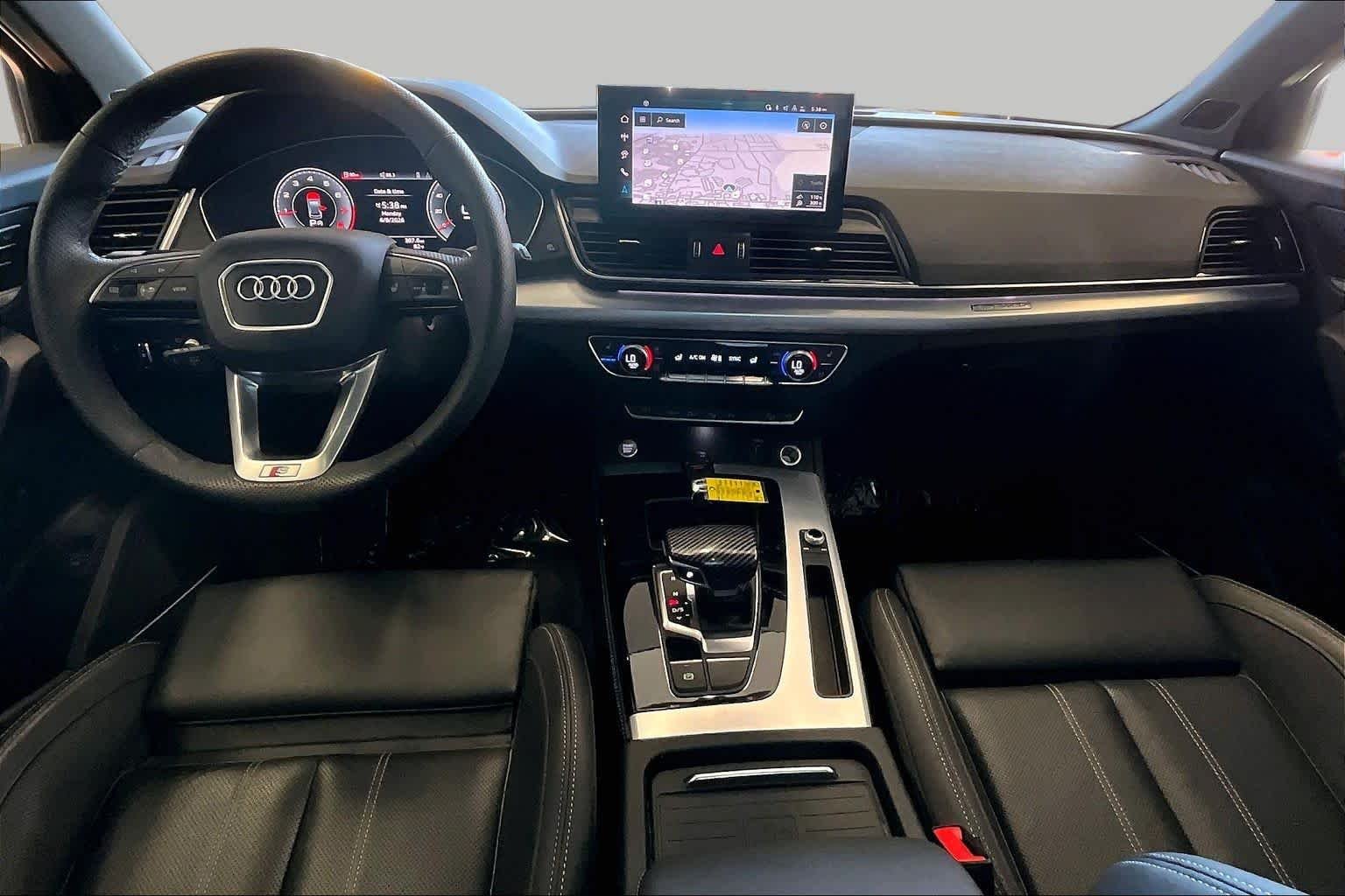 Used 2024 Daytona Gray Pearl Effect Audi S line Prestige image 31