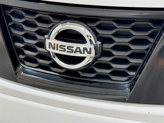 Used 2021 White Nissan S Xtronic CVT image 27