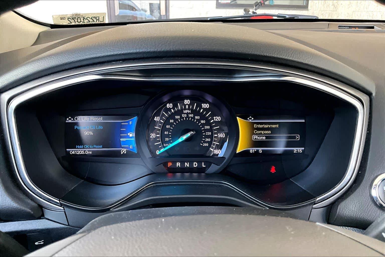 Used 2020 Oxford White Ford SE image 25