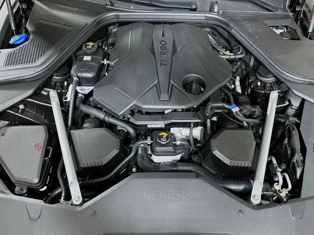 New 2026 Black Genesis 3.5T image 25