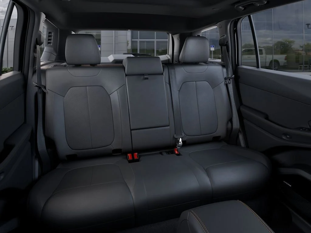 New 2026 Diamond Black Crystal Pearl-Coat Exterior Paint Jeep Limited image 16
