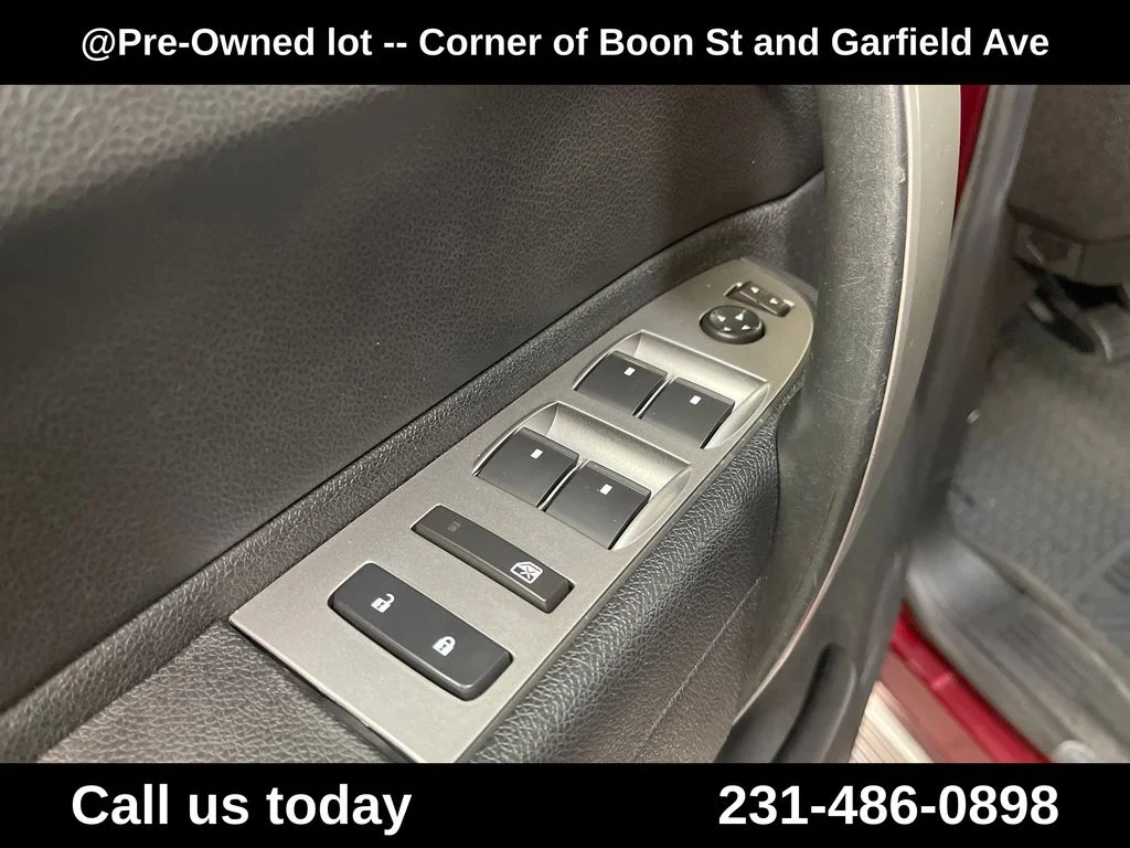 Used 2013 Red Chevrolet LT image 16