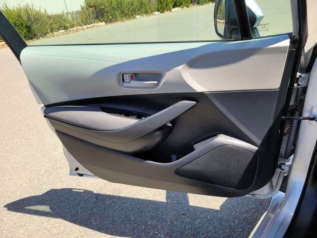 Used 2025 Silver Toyota LE image 27