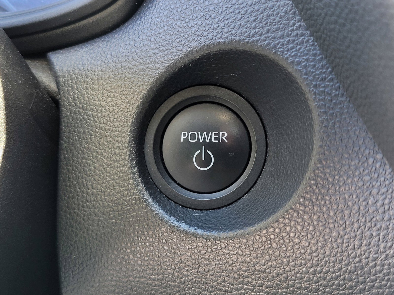 Used 2025 Silver Toyota  image 23