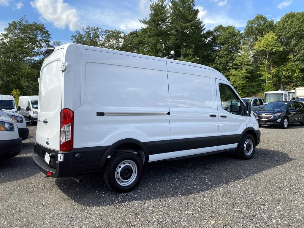 Used 2023 White Ford  image 3