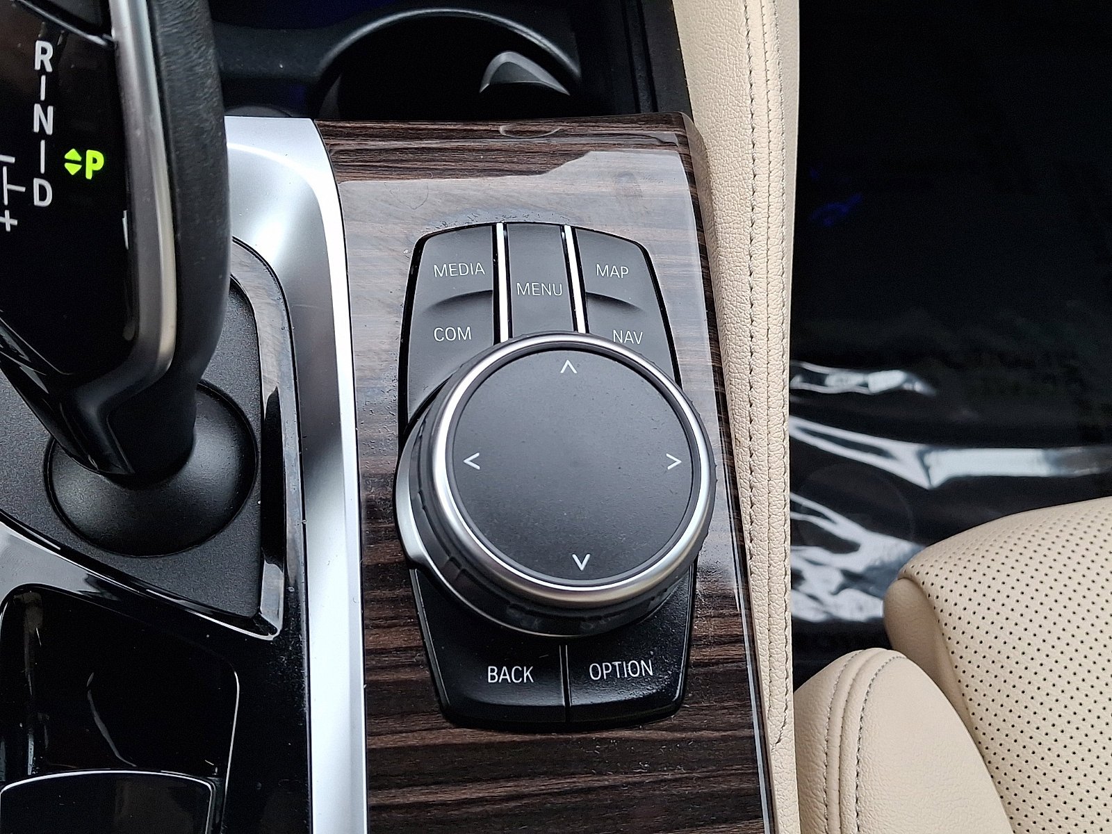 Used 2023 Black Sapphire Metallic BMW 540i xDrive image 16