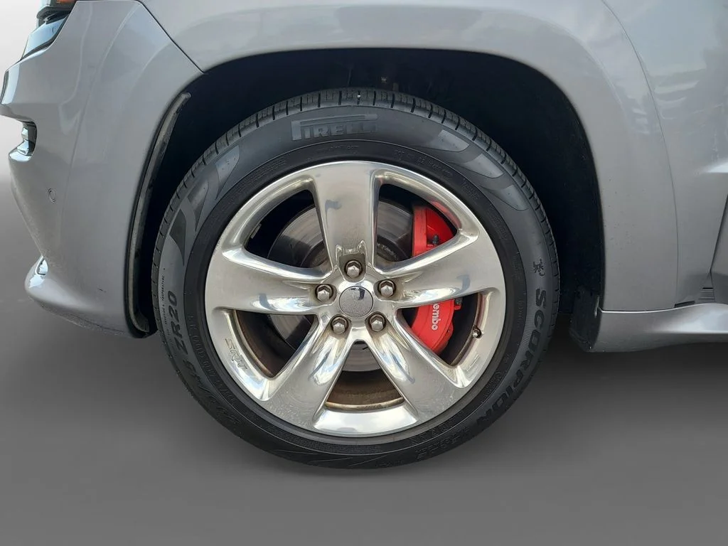 Used 2015 Silver Jeep SRT image 15