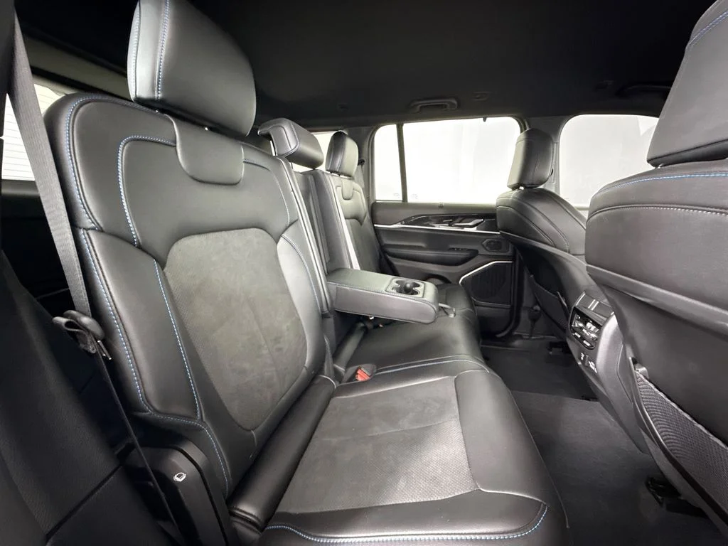 Used 2023 White Jeep Trailhawk 4xe image 25