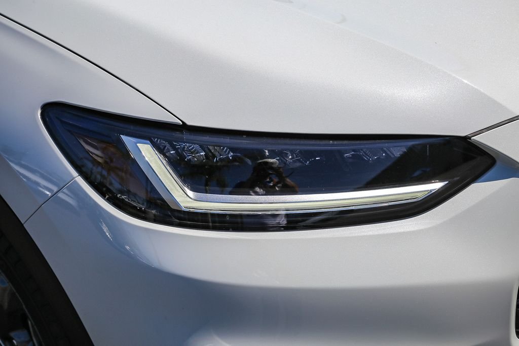 New 2027 Platinum White Pearl Honda LX image 11