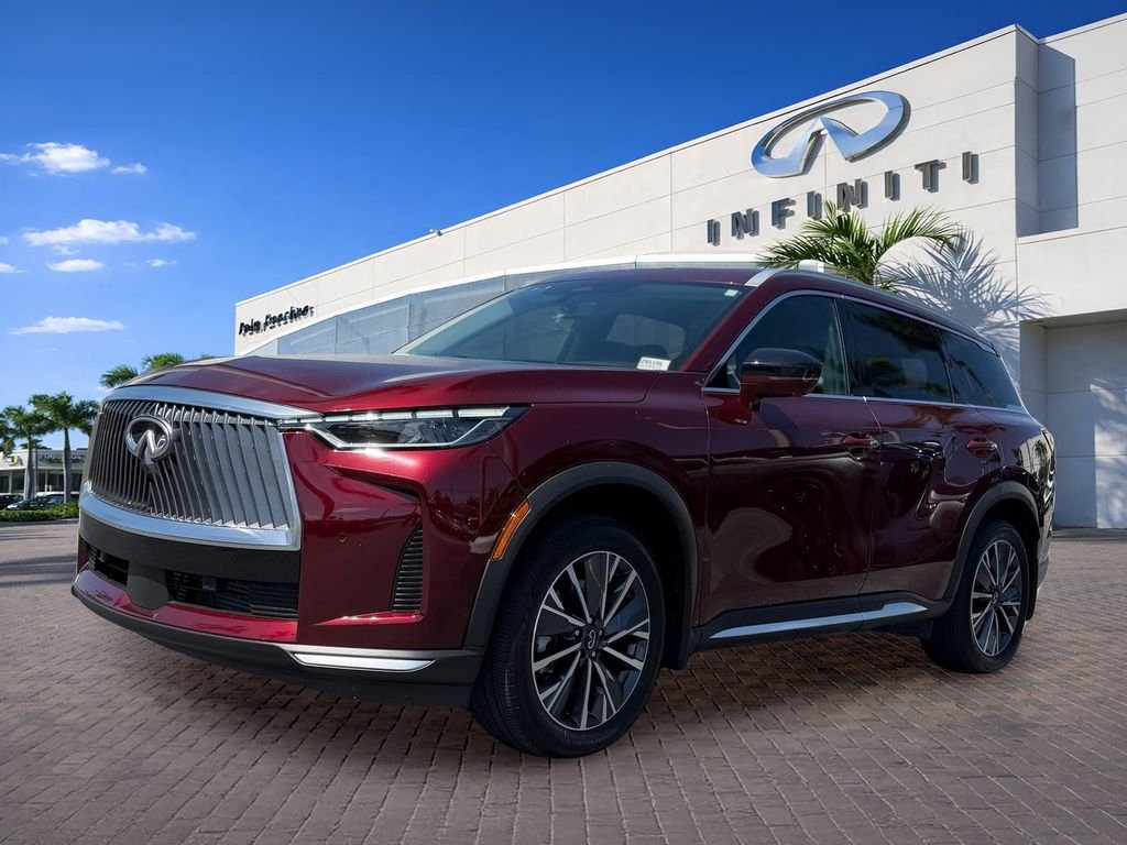Used 2026 Red INFINITI LUXE image 3