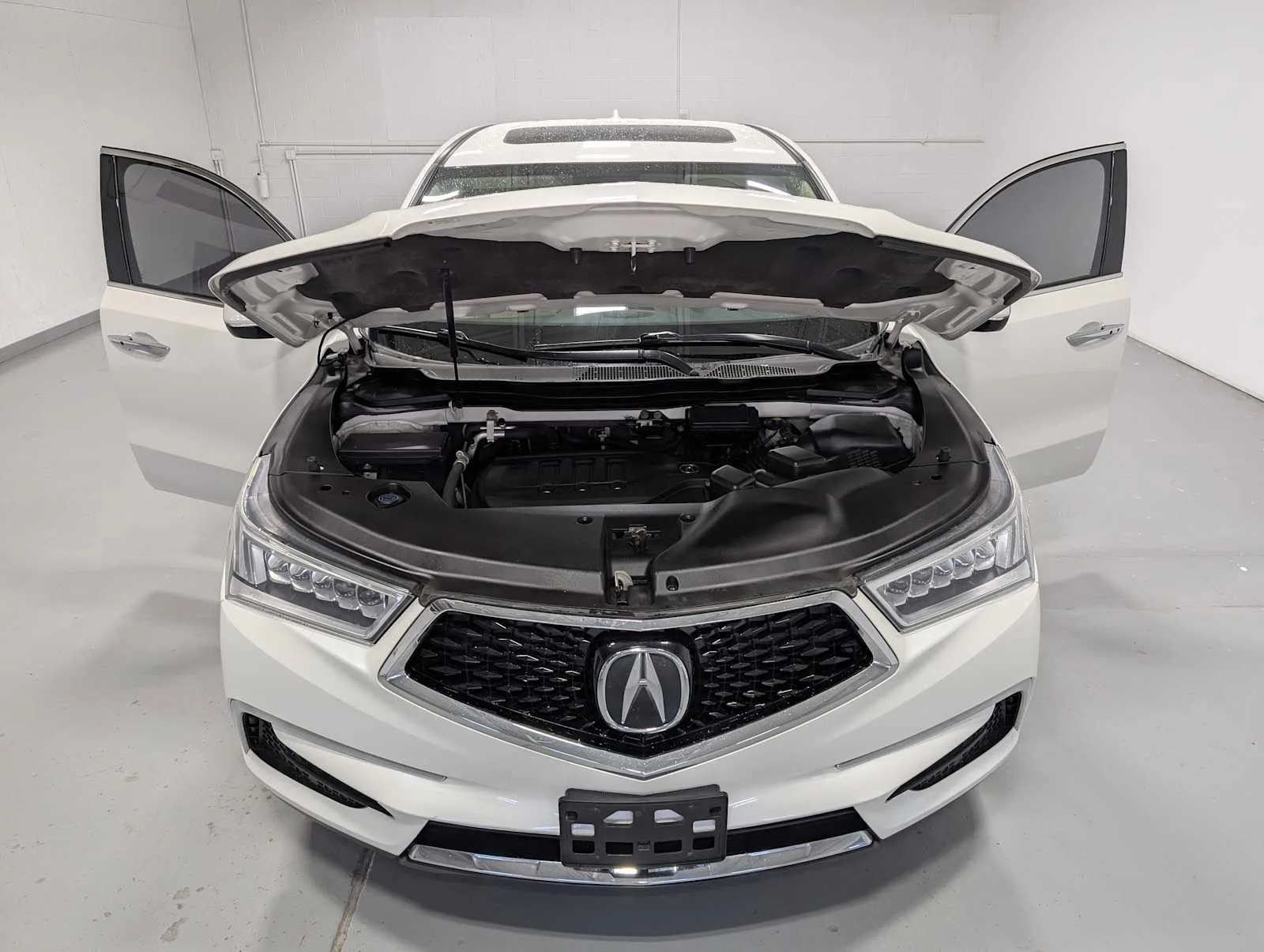 Used 2017 White Diamond Pearl Acura w/Technology Pkg image 12