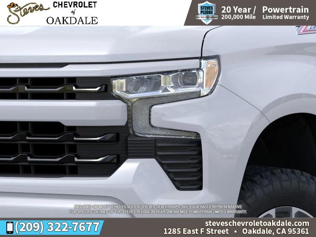 New 2026 Summit White Chevrolet RST image 10
