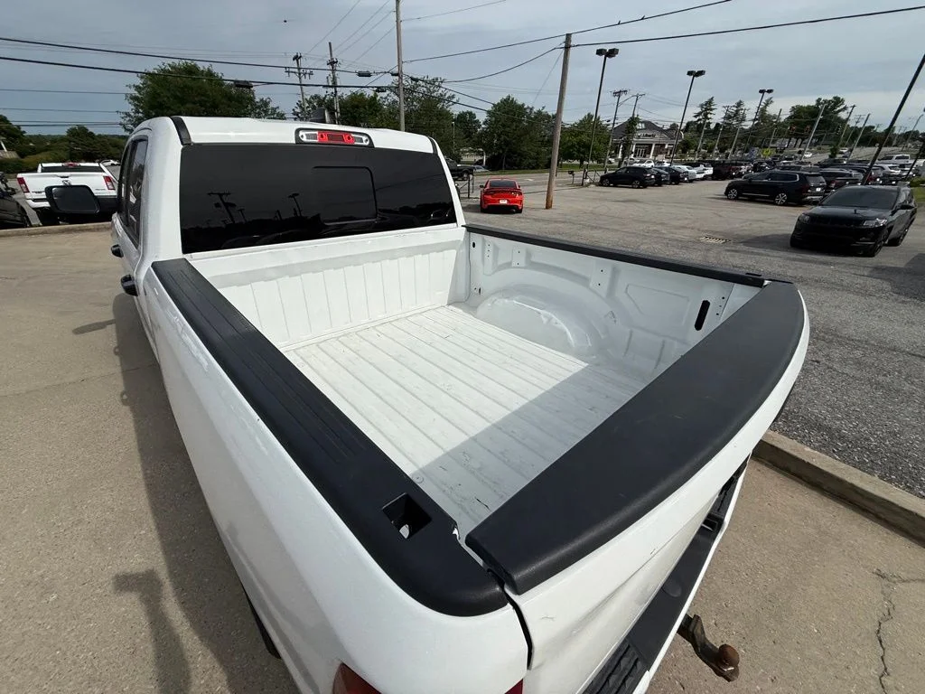 Used 2023 White Ram Big Horn/Lone Star image 8