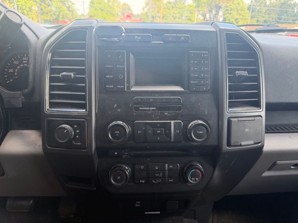 Used 2017 Magnetic Ford XLT image 18