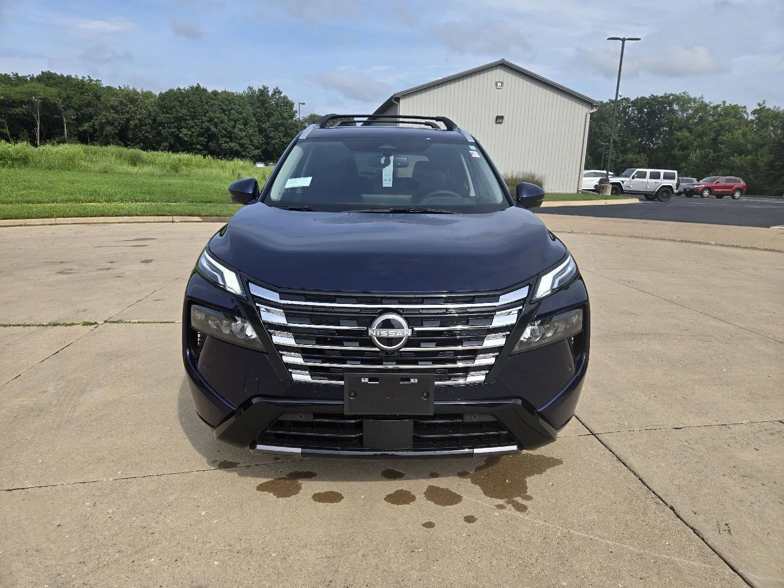 New 2026 Deep Ocean Blue Pearl Nissan Platinum image 7