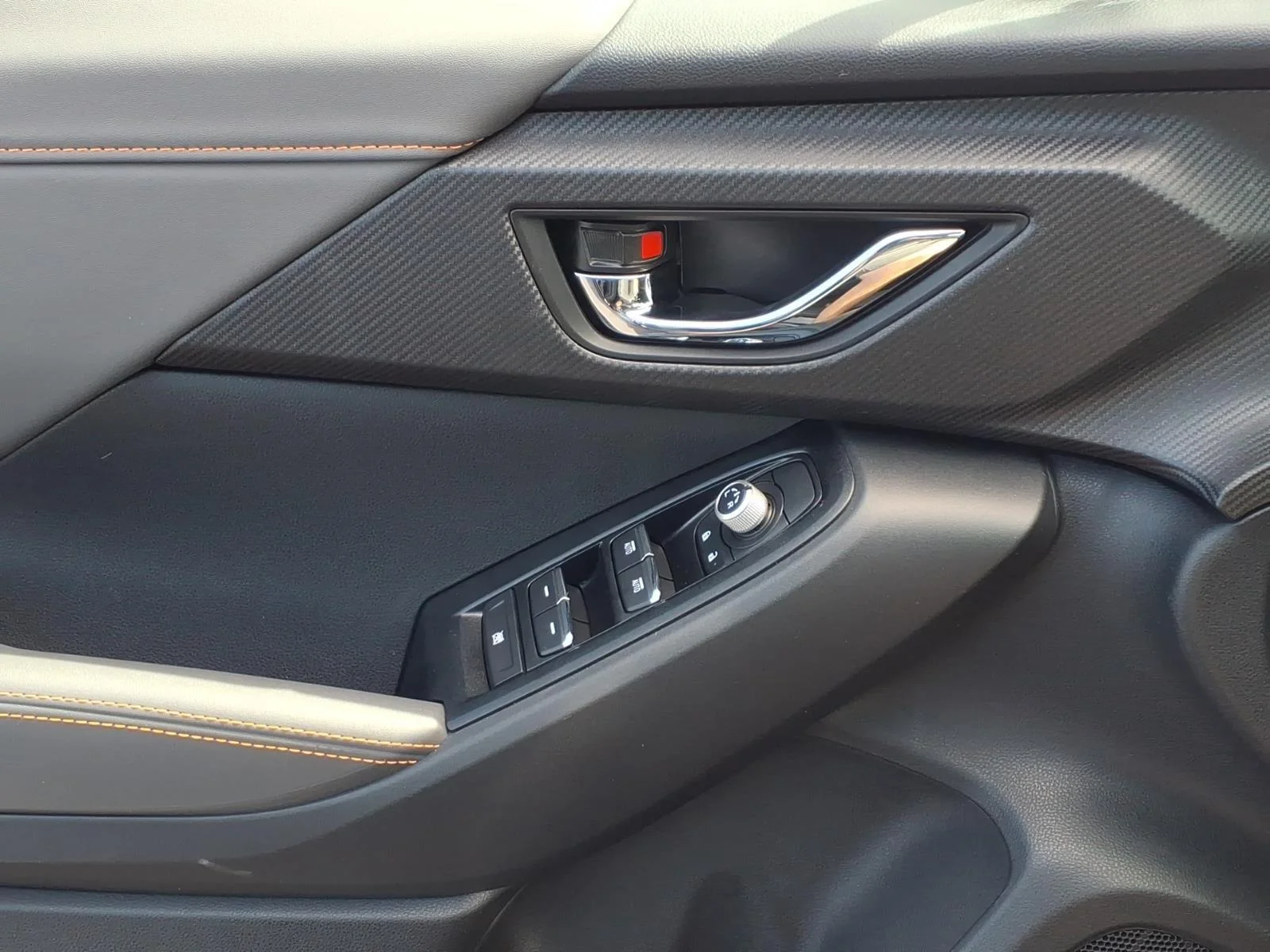 New 2026 CRYSTAL BLACK SILICA Subaru Limited image 13
