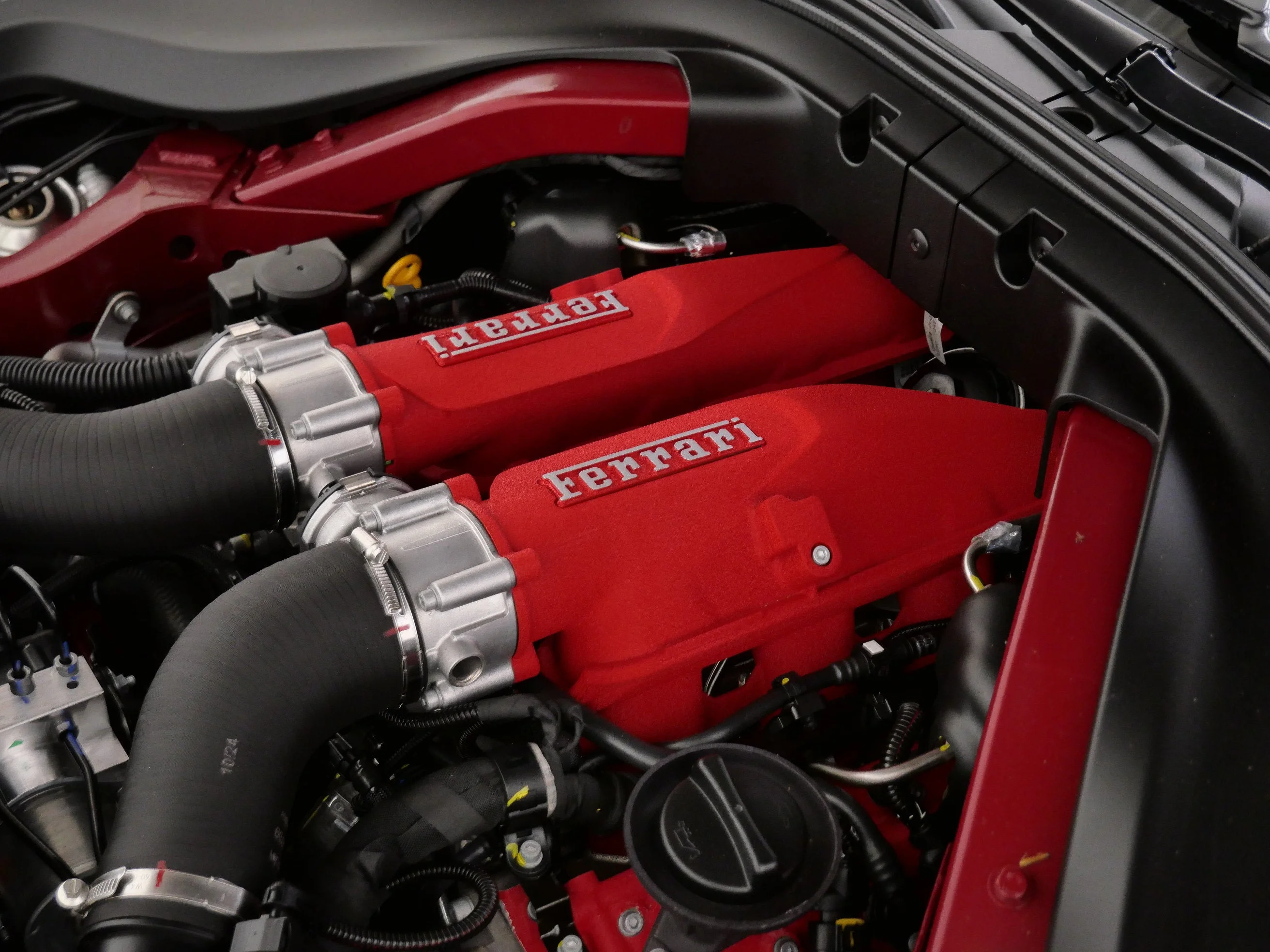 Certified Used 2025 Rosso California Ferrari Base image 31