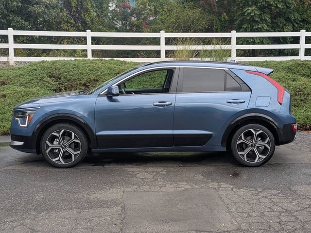 2025 Kia Niro SX Touring - Photo 6