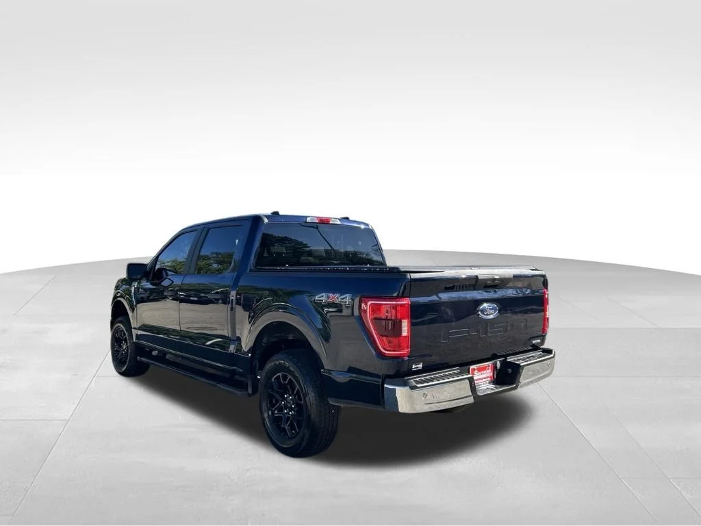 Used 2023 Blue Ford XLT image 3