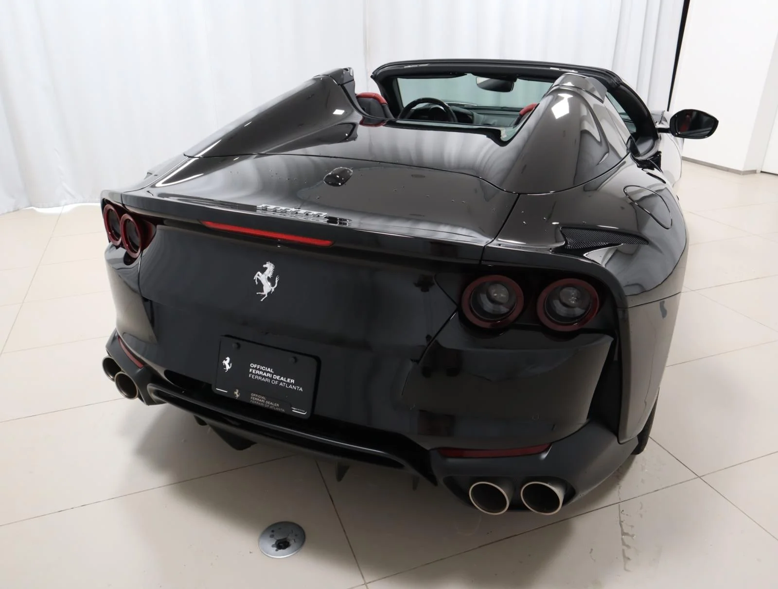 Used 2021 Nero Ferrari Convertible image 11