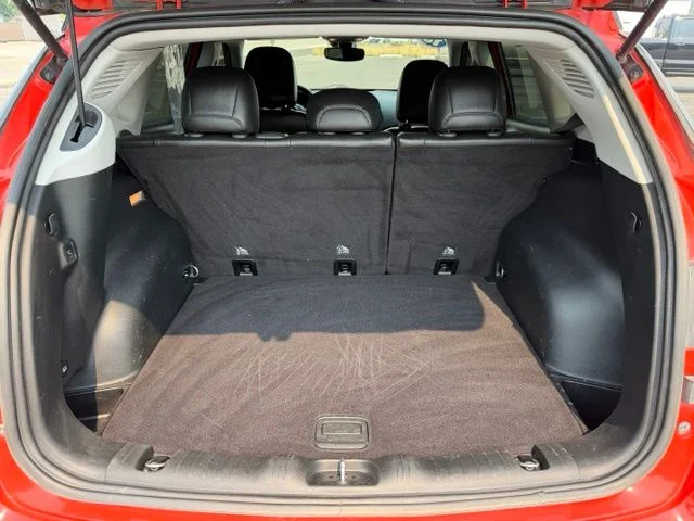 Used 2018 Spitfire Orange Clearcoat Jeep Trailhawk image 17