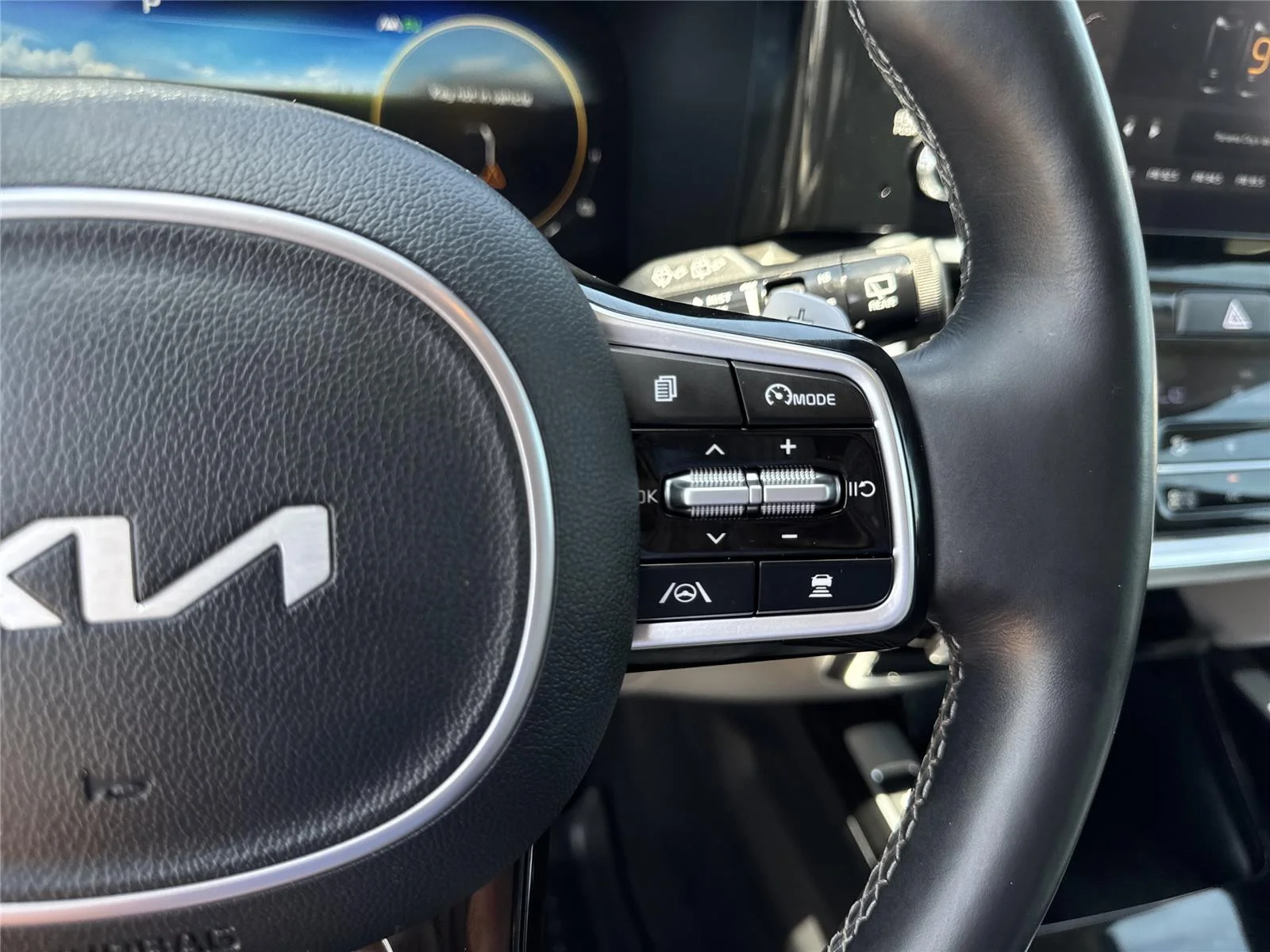 Used 2022 Steel Gray Kia SX Prestige image 23