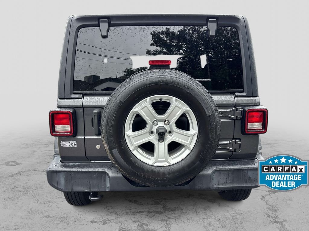 Used 2020 Gray Jeep Sport S image 4