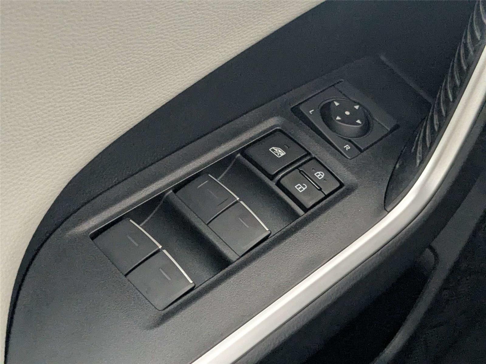 Certified Used 2024 Wind Chill Pearl Toyota Limited image 17
