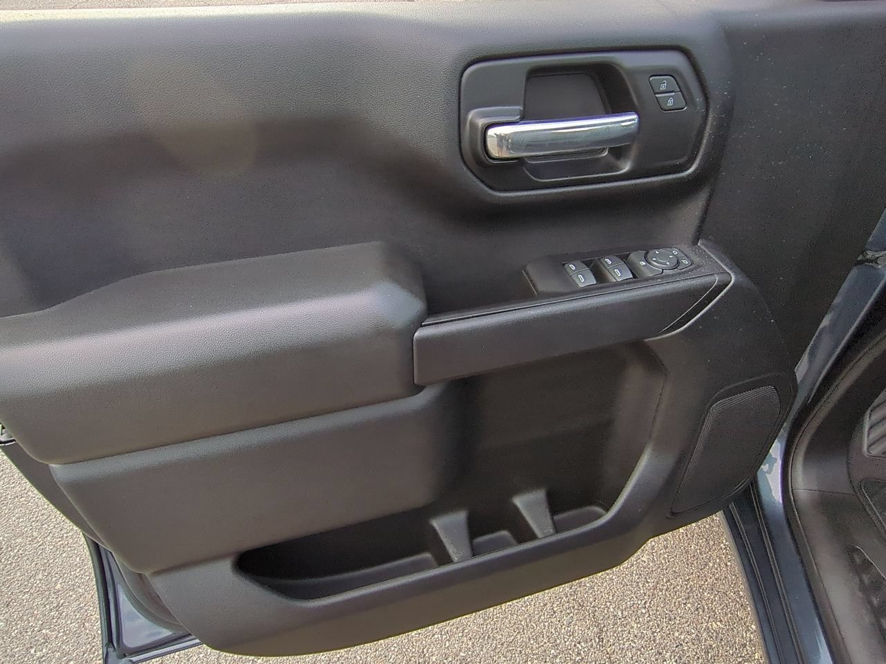 Used 2022 SHADOW GRAY METALLIC Chevrolet Custom Trail Boss image 20