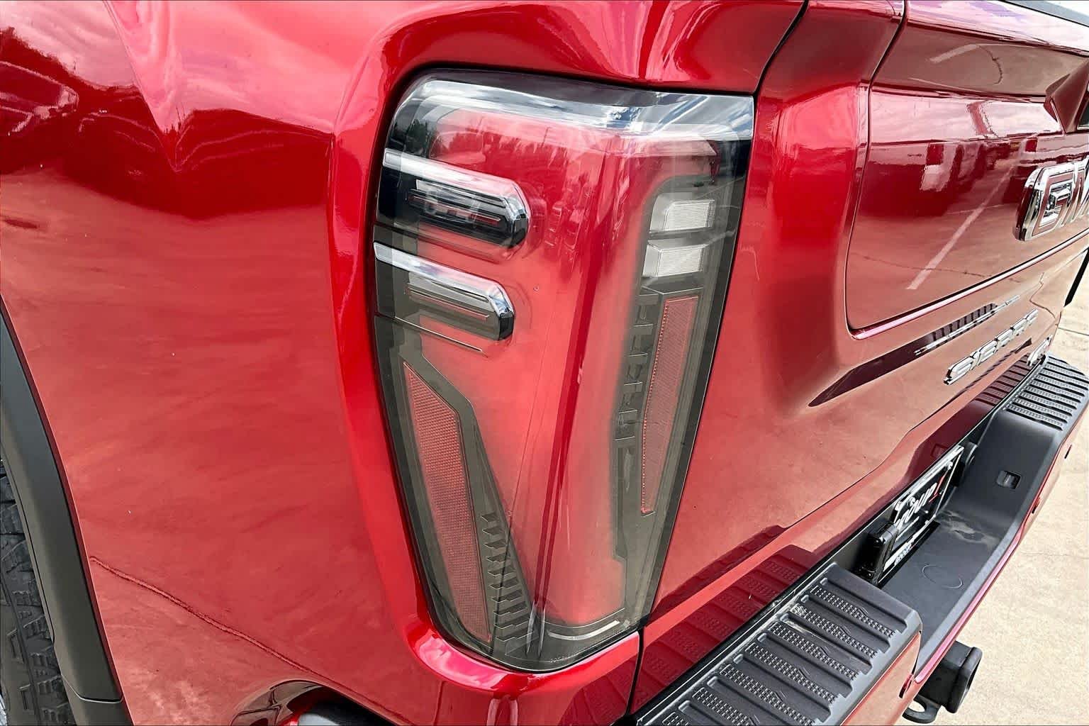 Used 2025 Volcanic Red Tintcoat GMC AT4 image 29