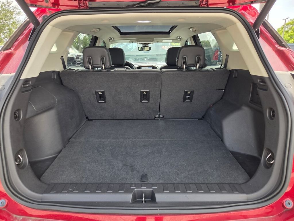 Used 2019 Red GMC Denali image 9