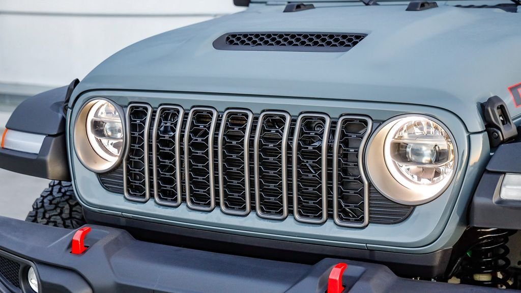 New 2026 Anvil Clear Coat Jeep Rubicon image 6