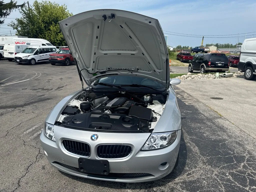 Used 2004 Gray BMW 2.5i image 43