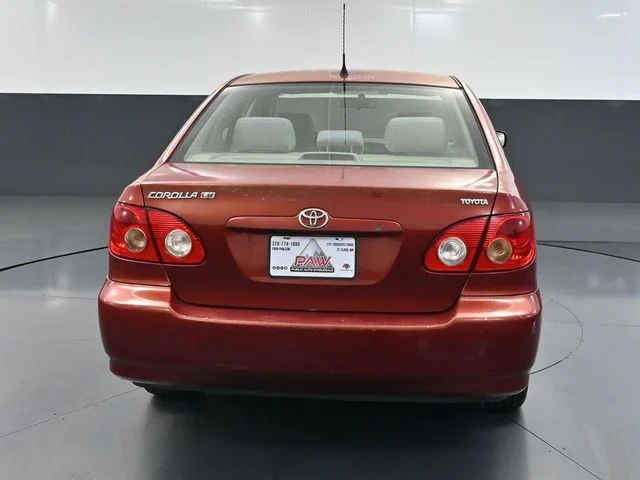 Used 2005 Red Toyota LE image 5