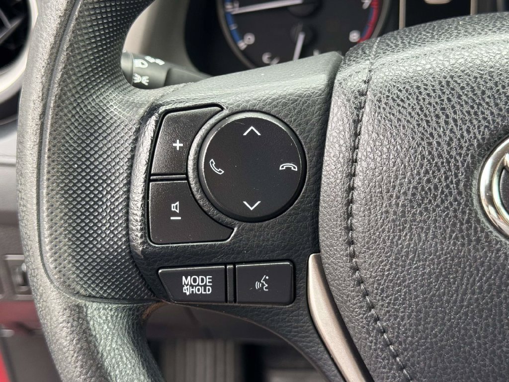 Used 2018 Red Toyota LE image 11