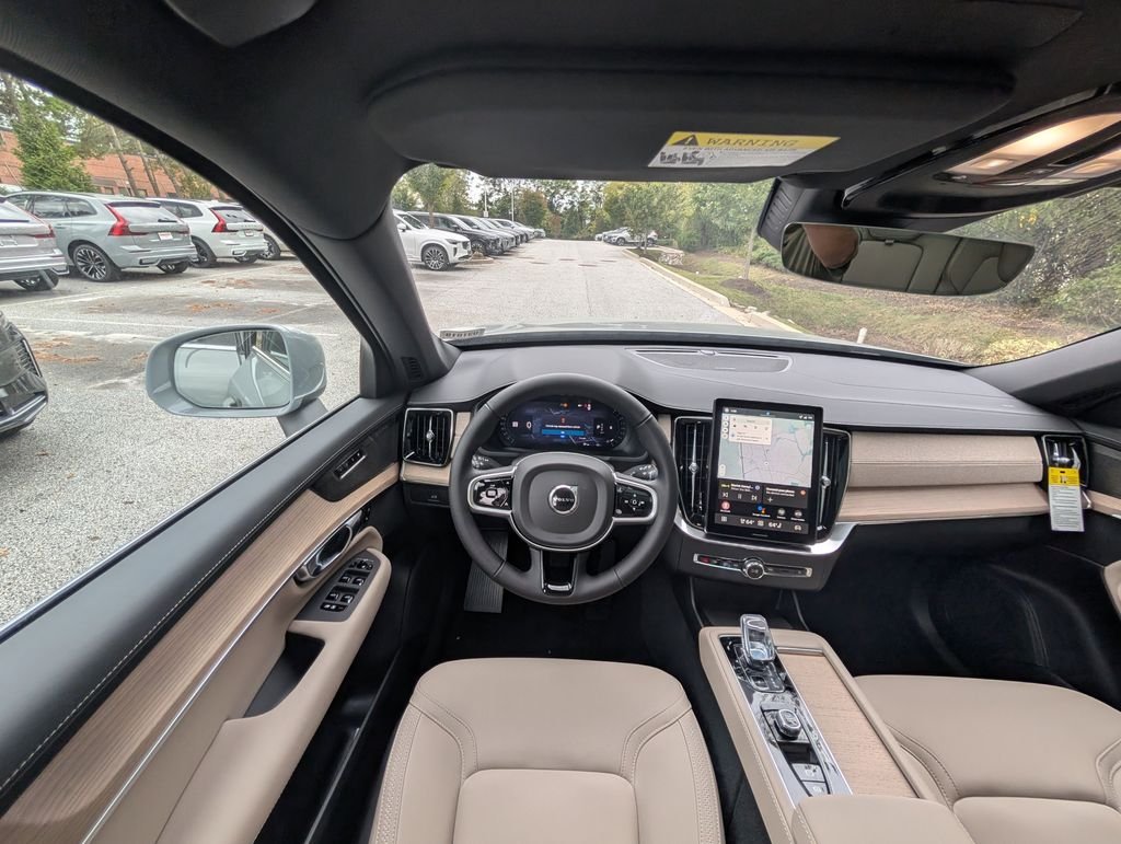 2026 Volvo XC90 Plus - Photo 13