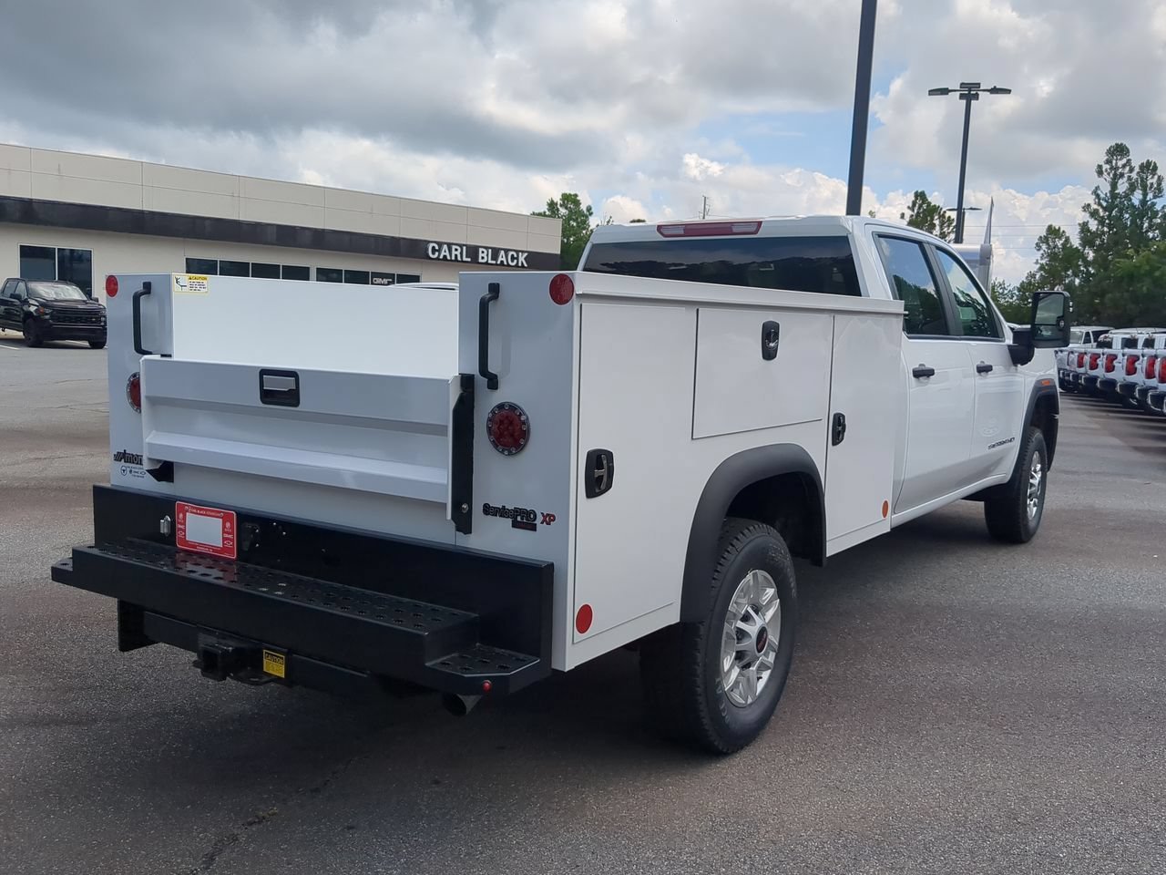 New 2026 Summit White GMC Pro image 8
