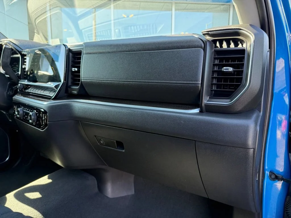 Used 2022 Glacier Blue Metallic Chevrolet LT image 16