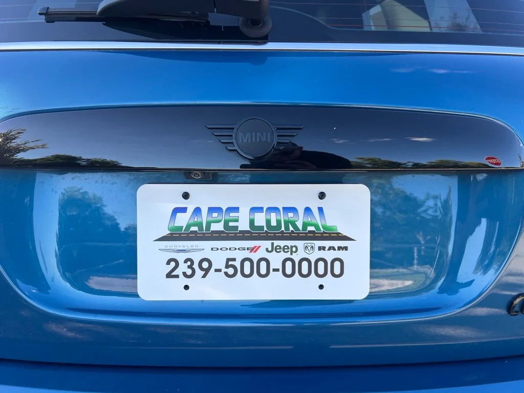 Used 2023 Blue MINI Base image 9