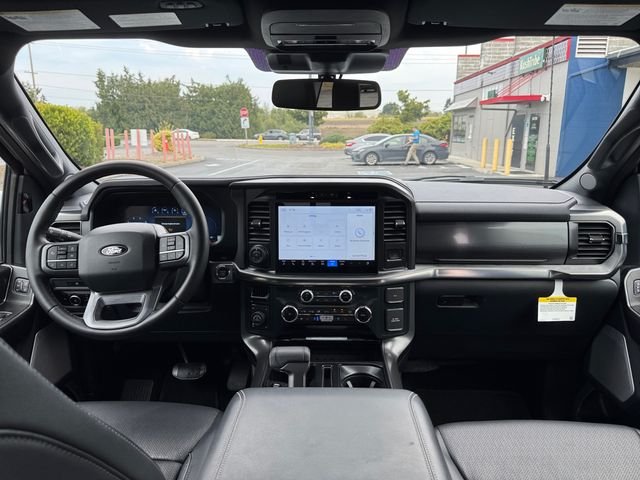 Used 2025 White Ford Lariat image 15