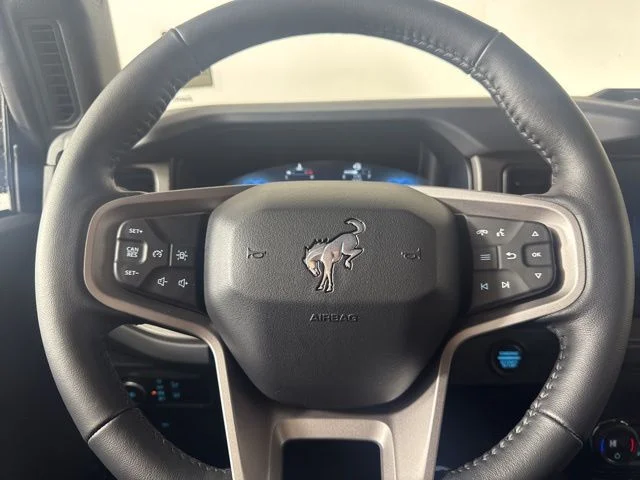 New 2025 Azure Gray Metallic Tri-Coat Ford Badlands image 19