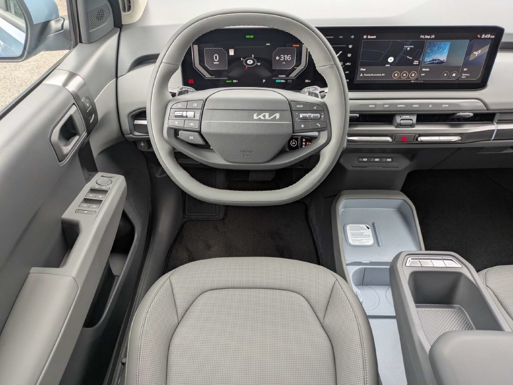 New 2027 Frost Blue Kia Wind image 18
