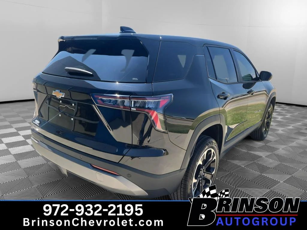 New 2027 Mosaic Black Metallic Chevrolet LT image 7