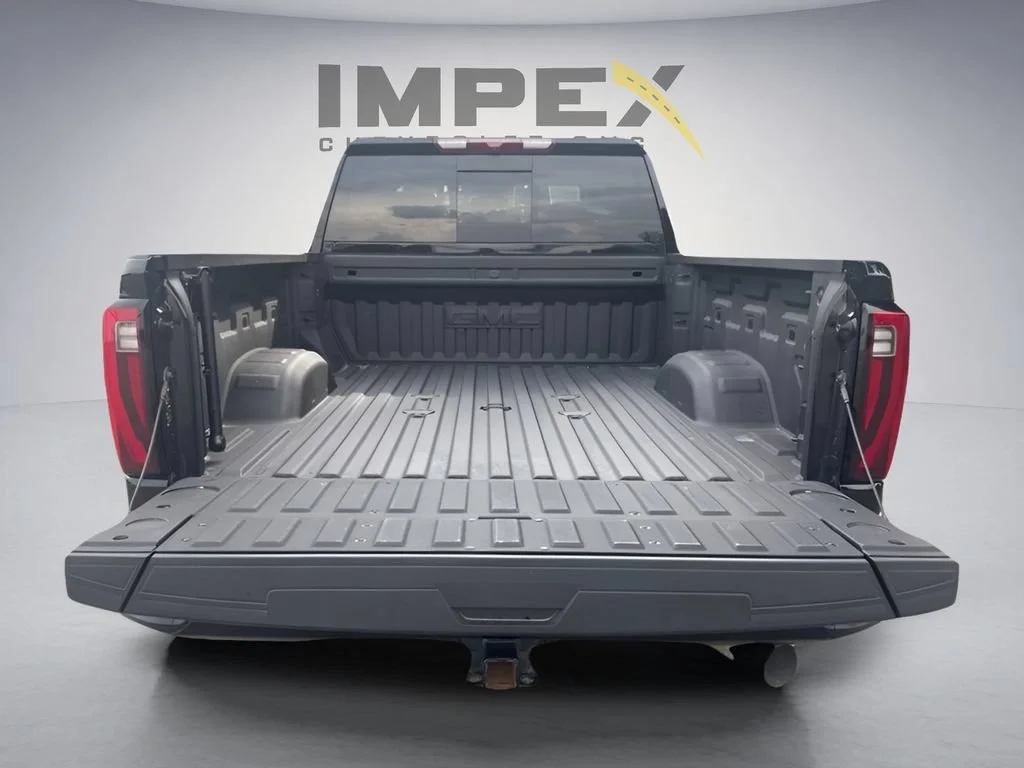 Used 2025 Onyx Black GMC Denali image 33