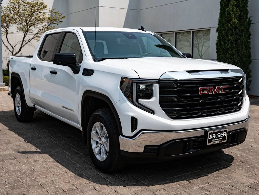 Used 2024 Summit White GMC Pro image 12