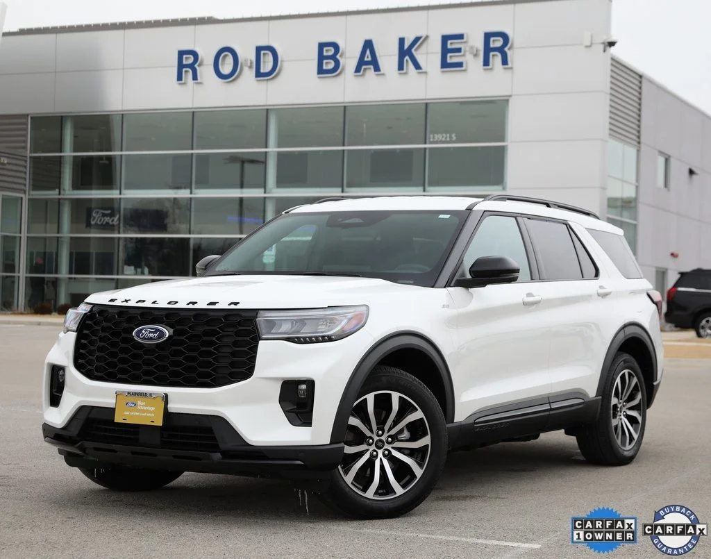 2025 Ford Explorer ST-LINE 4WD (PL535)'s photo