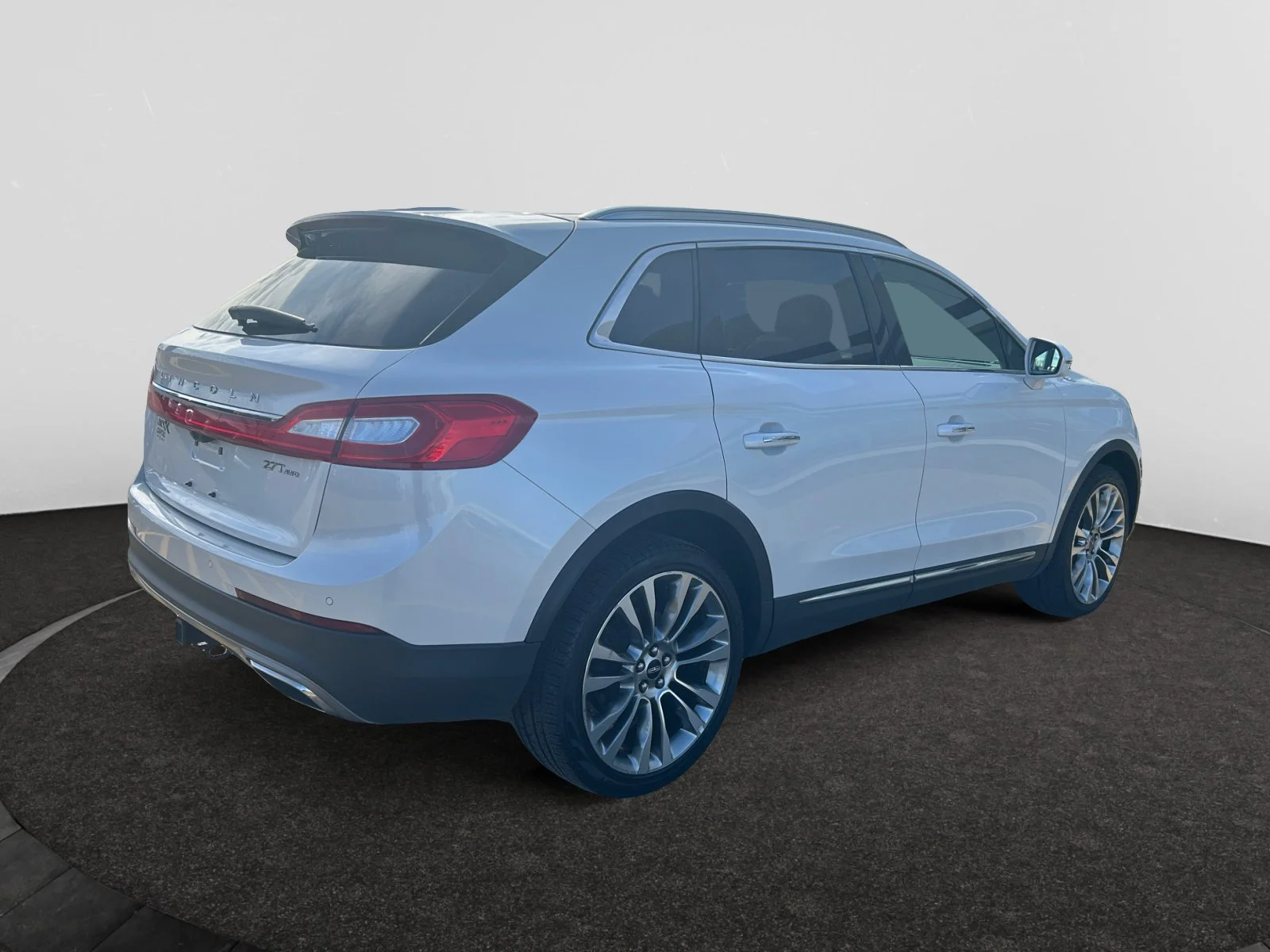 Used 2018 WHITE Lincoln RESERVE AWD image 5