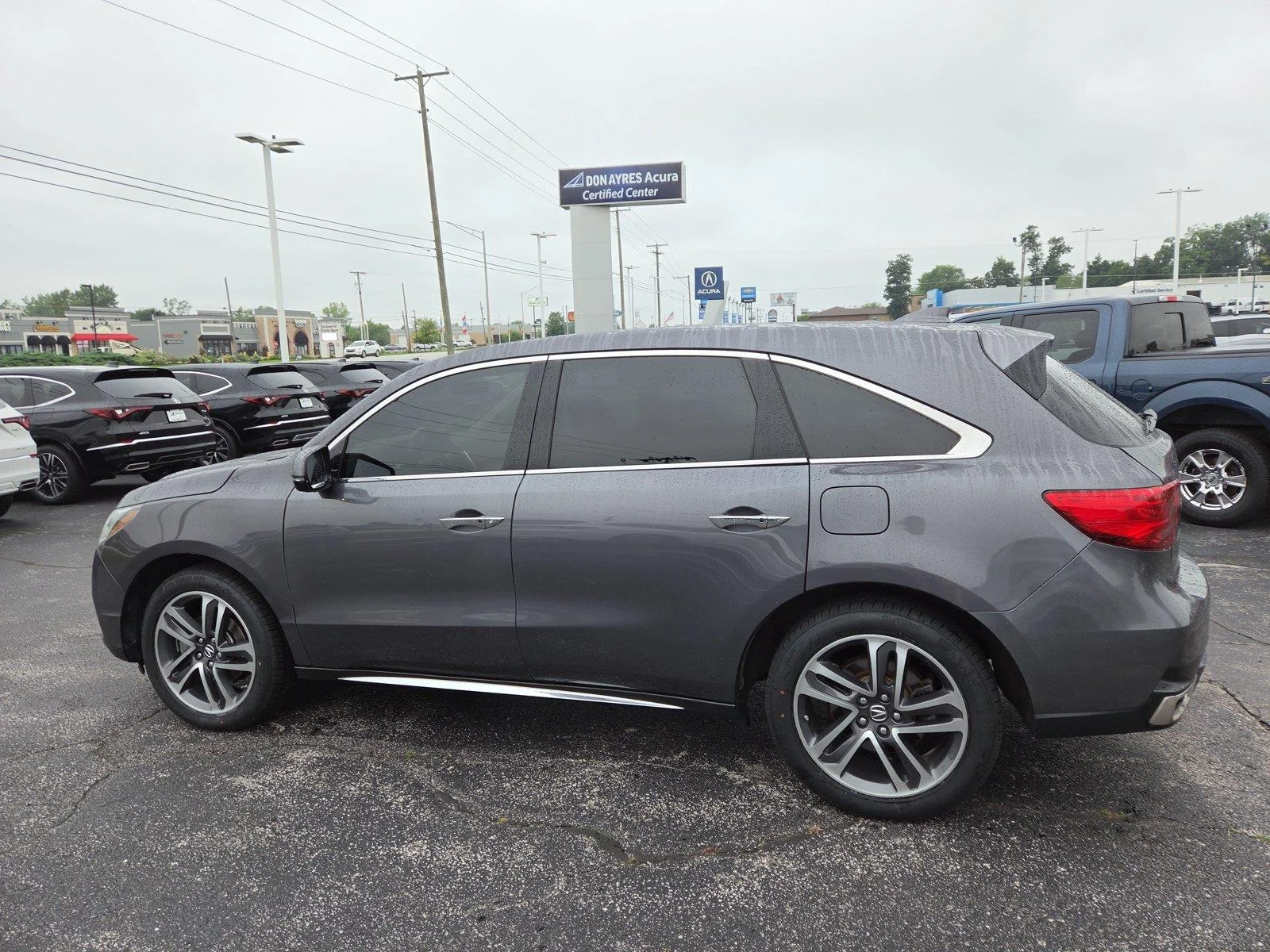 Used 2019 Modern Steel Metallic Acura SH-AWD w/Tech image 26