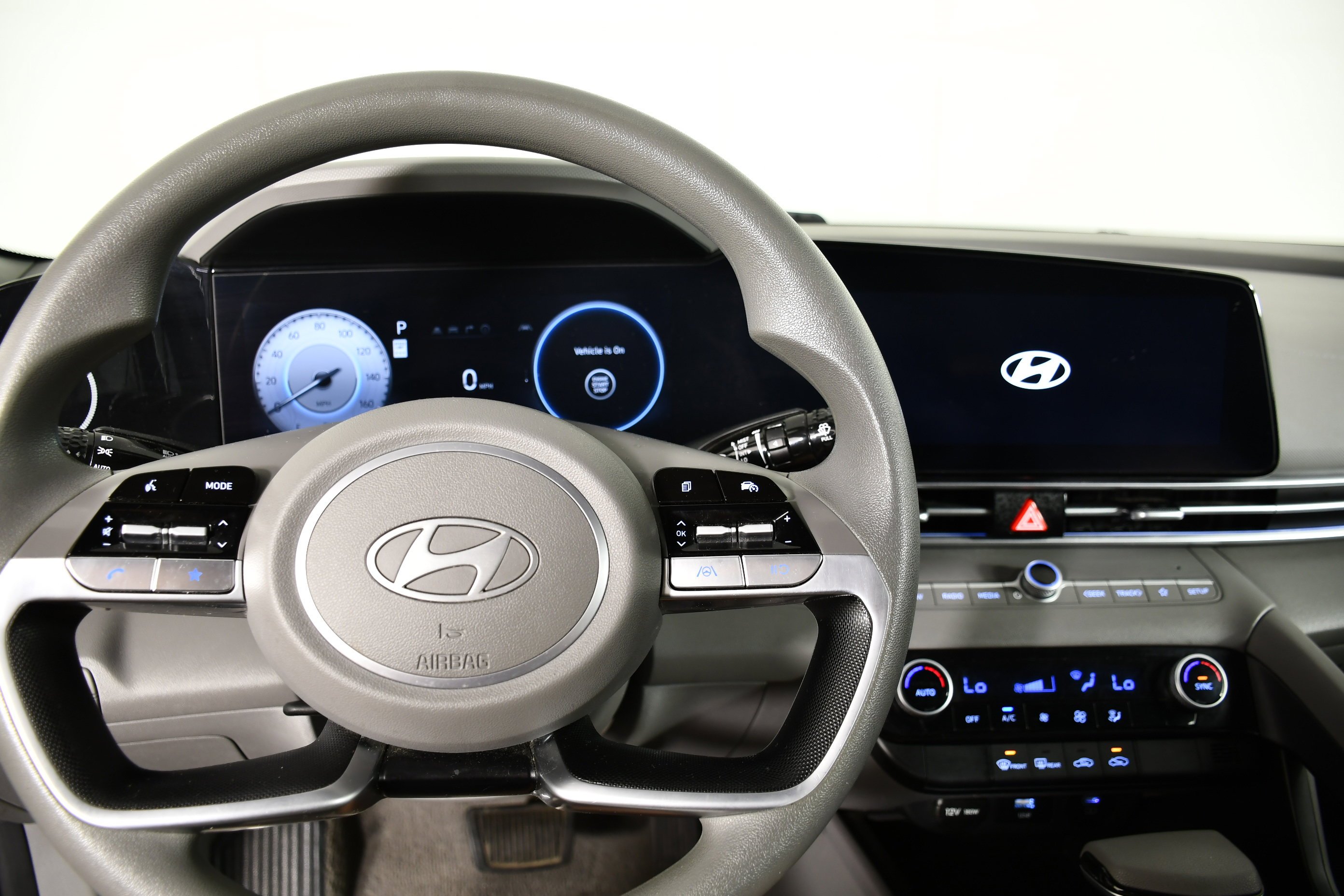Used 2024 Fluid Metal Hyundai SEL image 16