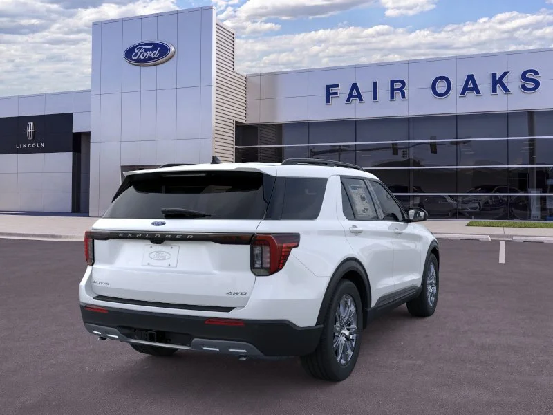 New 2026 Star White Metallic Tri-Coat Ford Active image 8